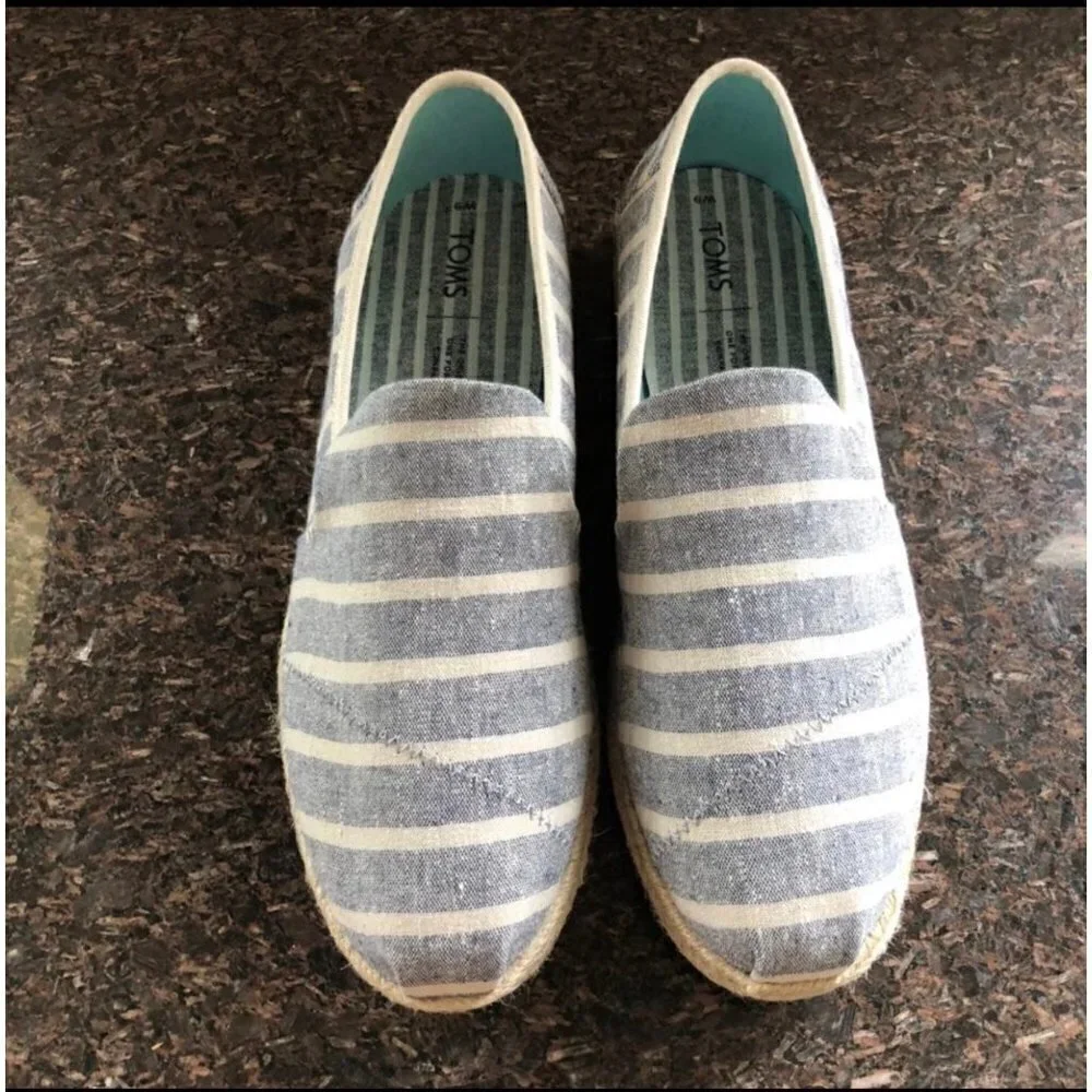 Toms new without